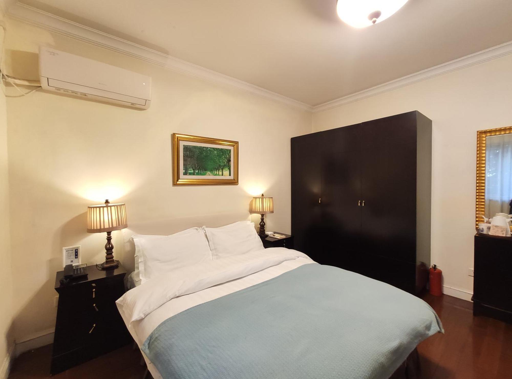 Ladoll Service Apartments Шанхай Екстериор снимка