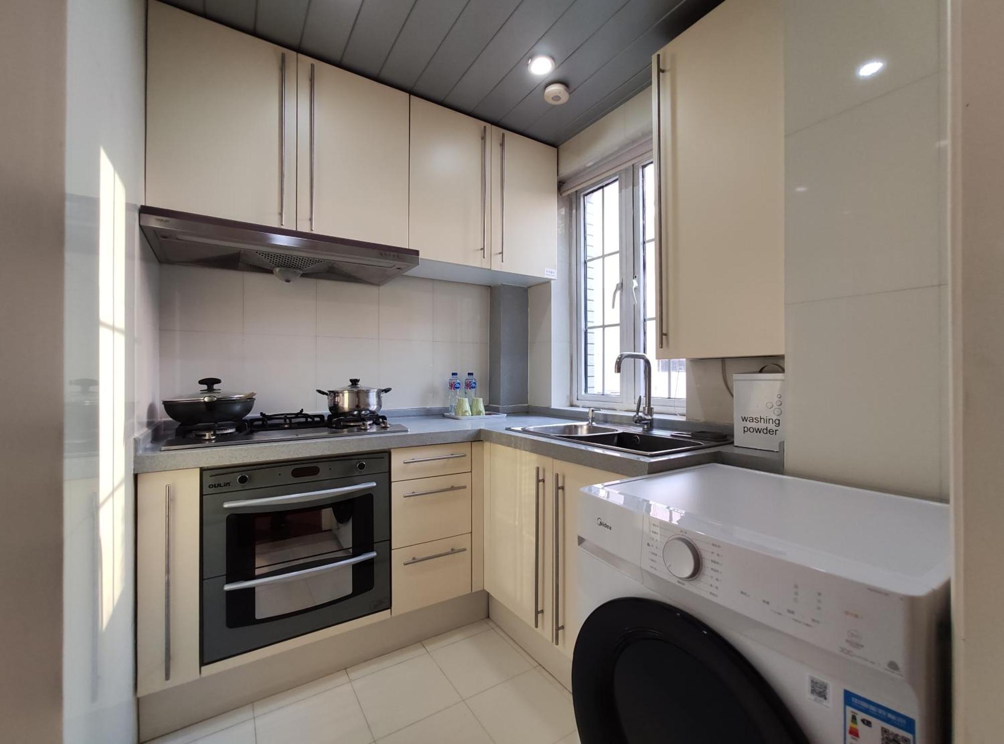 Ladoll Service Apartments Шанхай Екстериор снимка