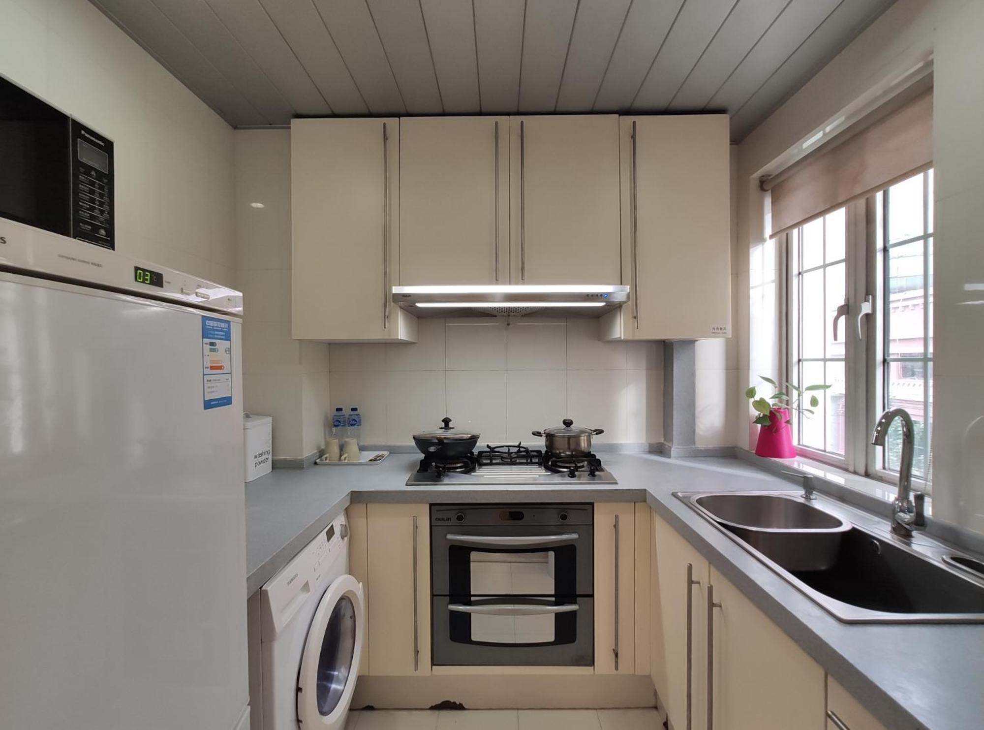Ladoll Service Apartments Шанхай Екстериор снимка