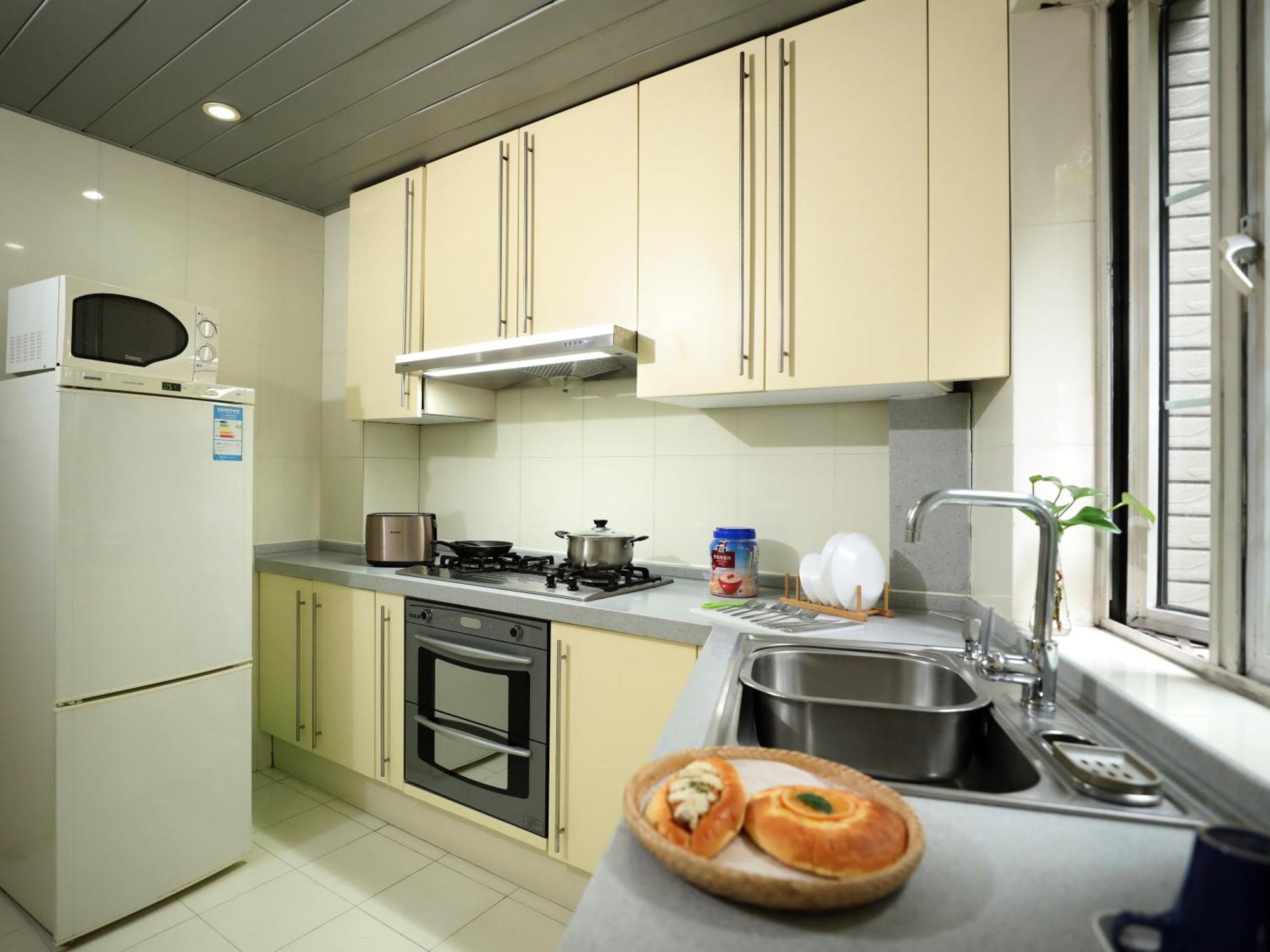 Ladoll Service Apartments Шанхай Екстериор снимка