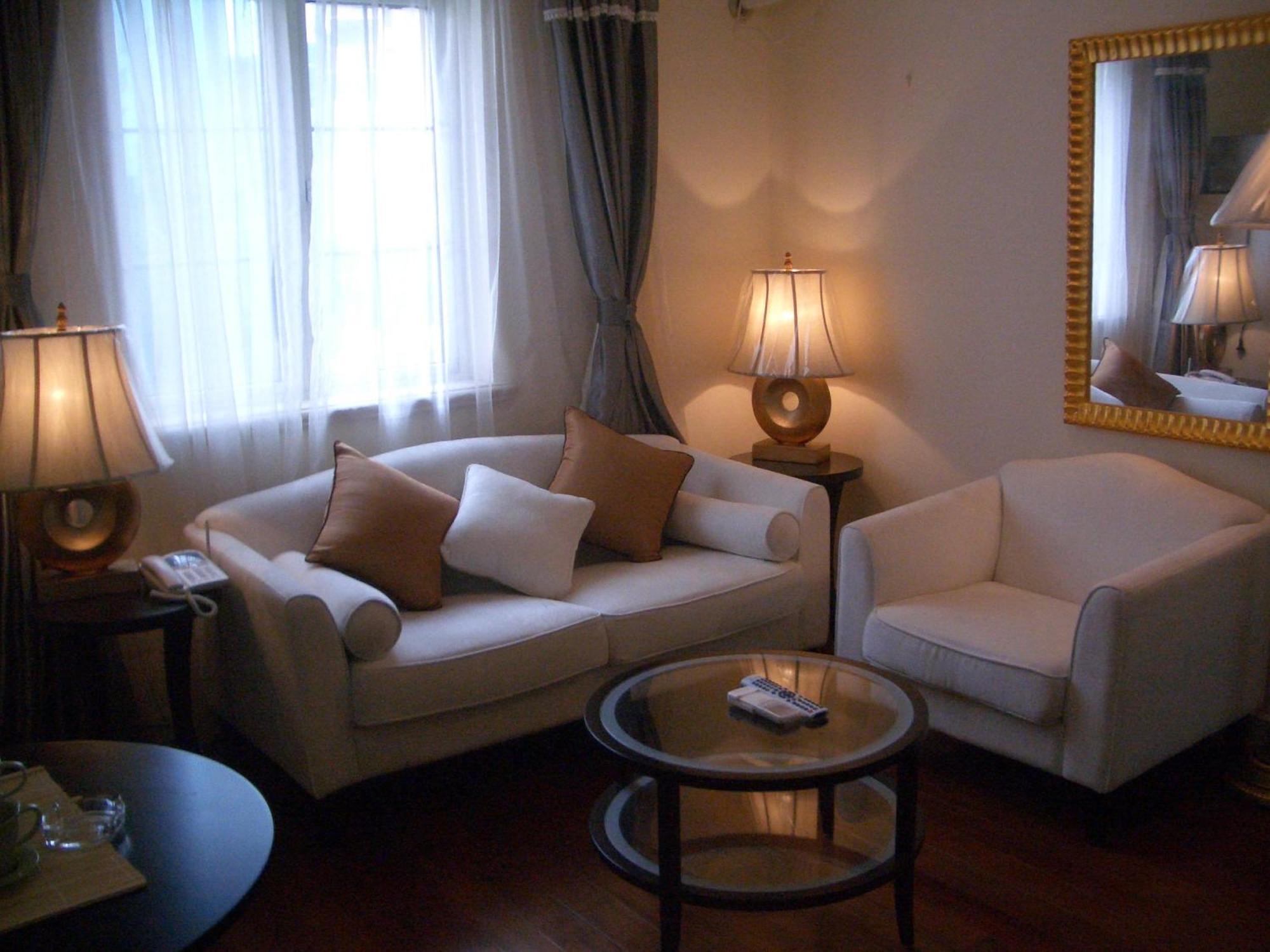 Ladoll Service Apartments Шанхай Екстериор снимка