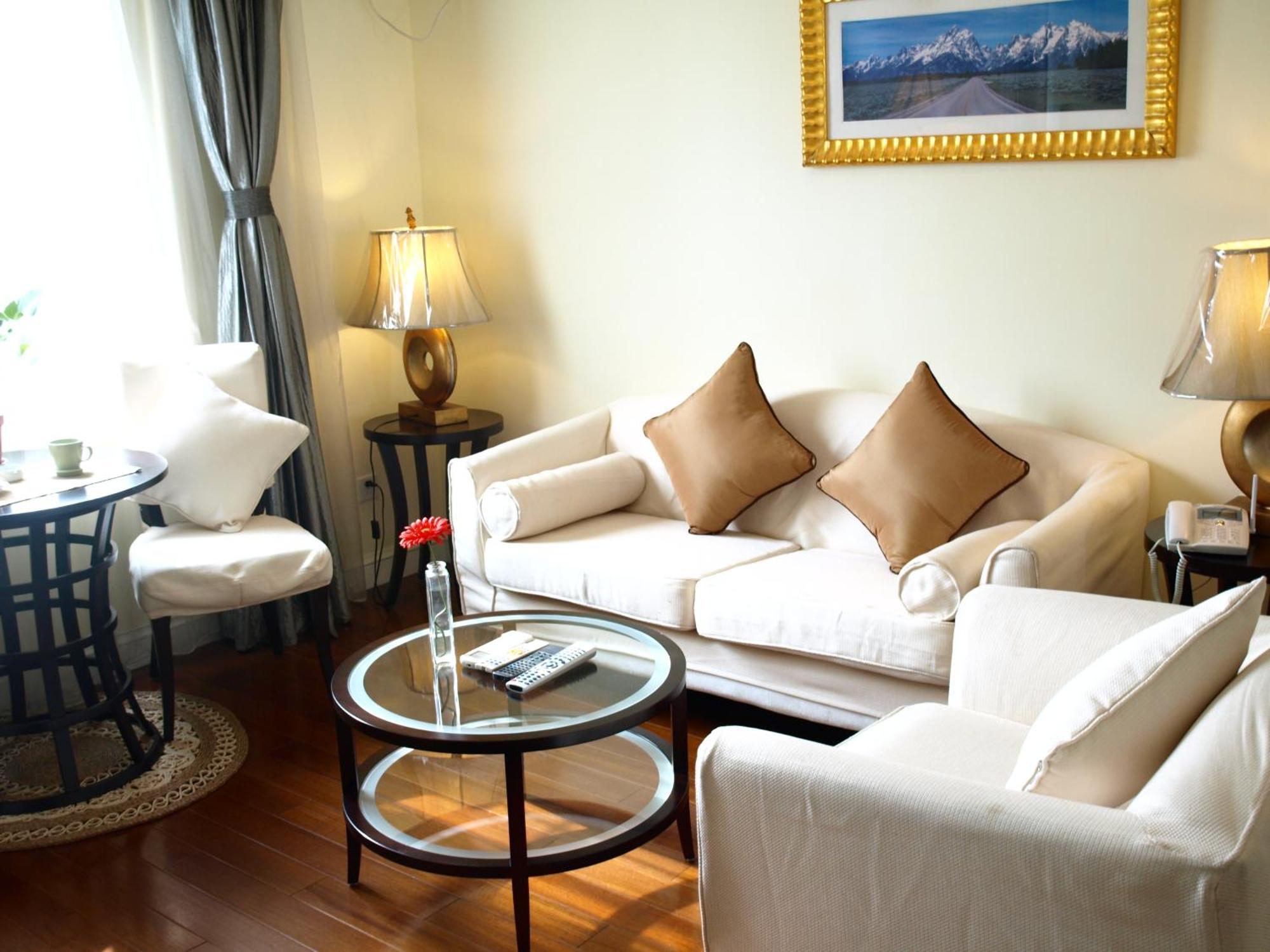 Ladoll Service Apartments Шанхай Екстериор снимка